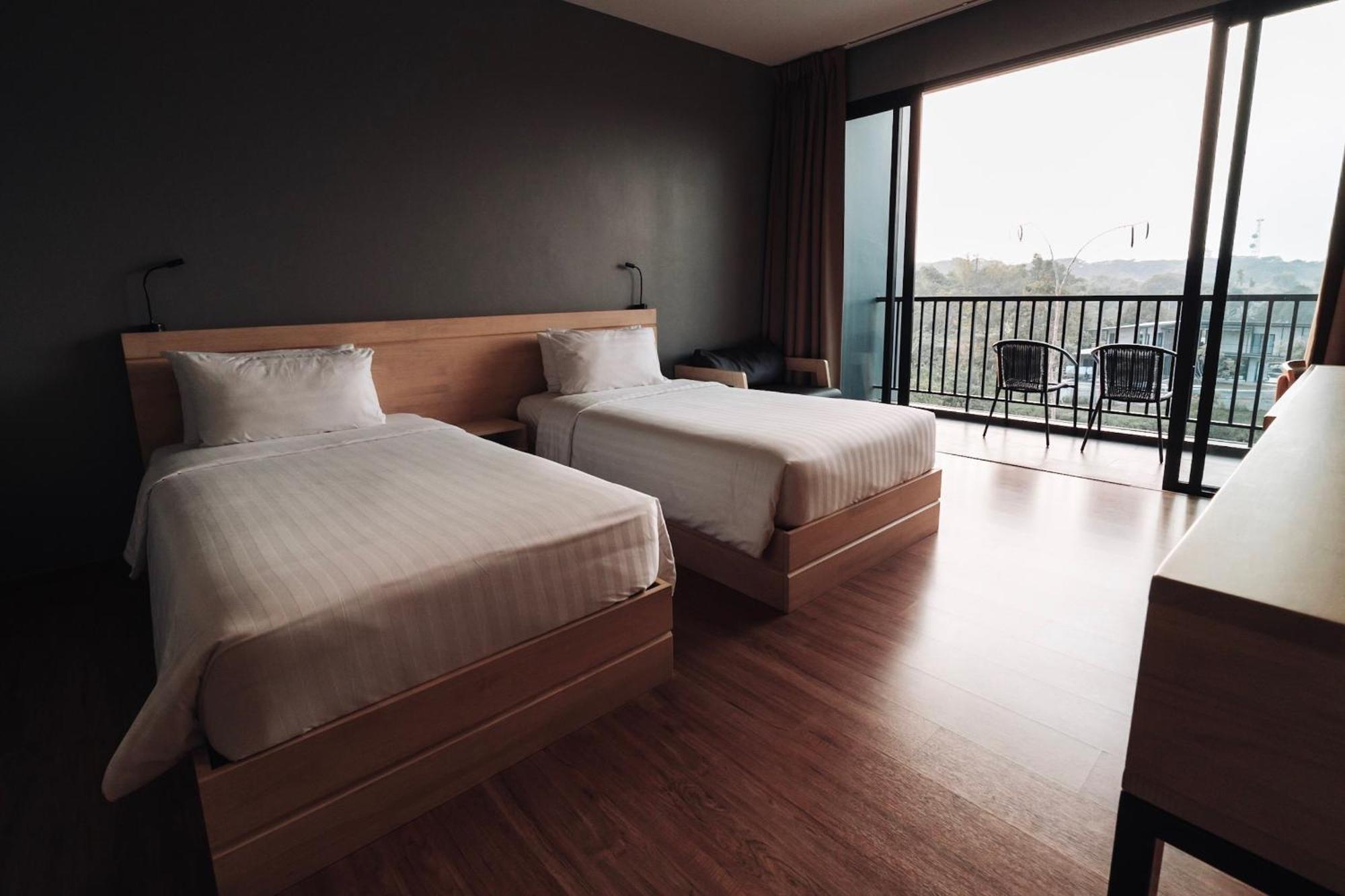 Riverawan Hotel Chanthaburi Zewnętrze zdjęcie